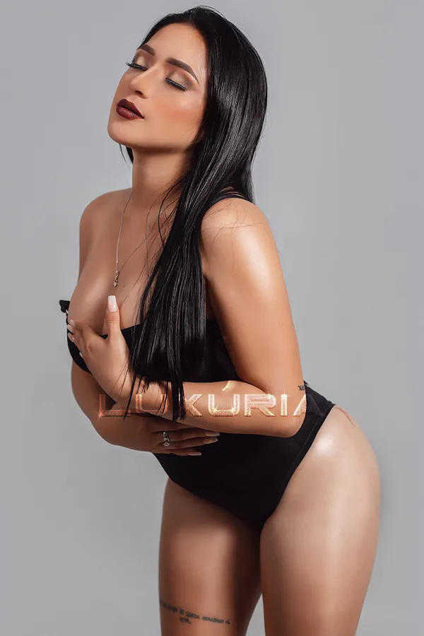 lucia escorts 19 anos luxuria 7 Imagenes galeria